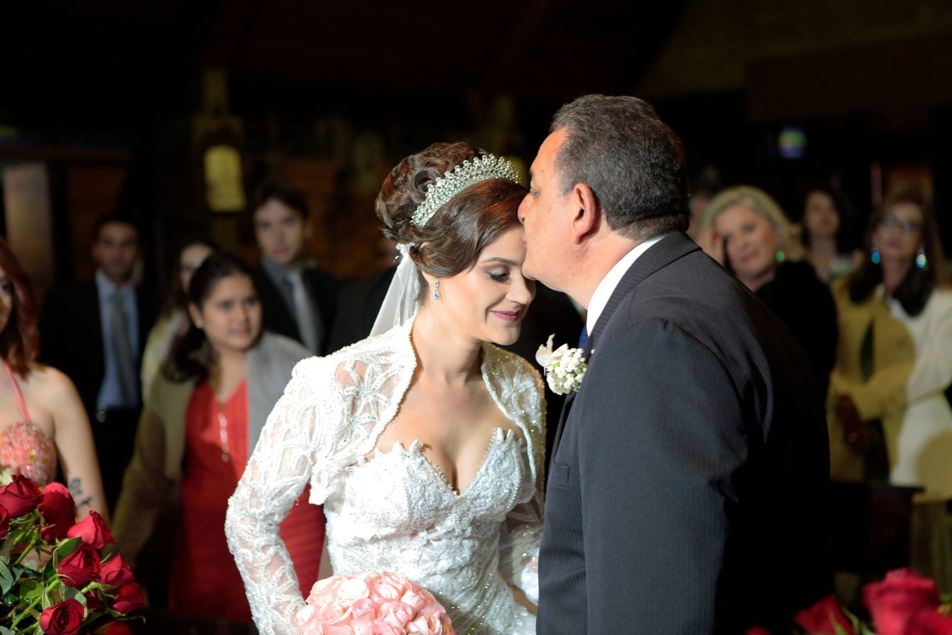 Foto COMO ESCOLHER O MELHOR FOTÓGRAFO DE CASAMENTO EM CURITIBA QUE VAI COMBINAR COMIGO? - Imagem 2